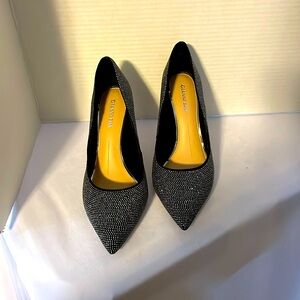 Gianni Bini Gray/Silver Pre-Owned Heels